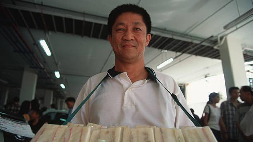 Dari Miliarder Saham hingga "Tuan Sandwich": Kisah Kejatuhan dan Kebangkitan Sirivat Voravetvuthikun