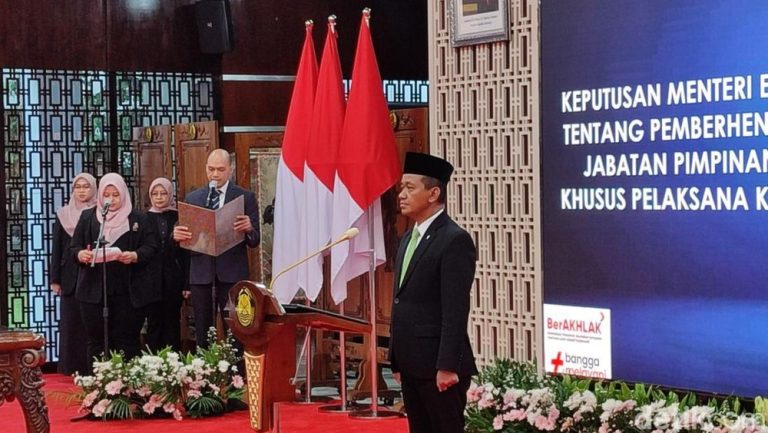 Bahlil Lahadalia Tekankan Pentingnya Akselerasi Lifting Migas dalam Pelantikan Tiga Pejabat SKK Migas
