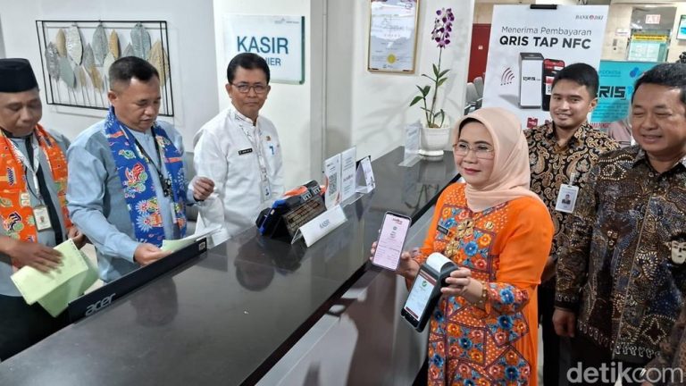 Bank Indonesia Bebaskan Biaya Transaksi QRIS Tap di Badan Layanan Umum Daerah (BLUD) Bank Indonesia Bebaskan Biaya Transaksi QRIS Tap di Badan Layanan Umum Daerah (BLUD)