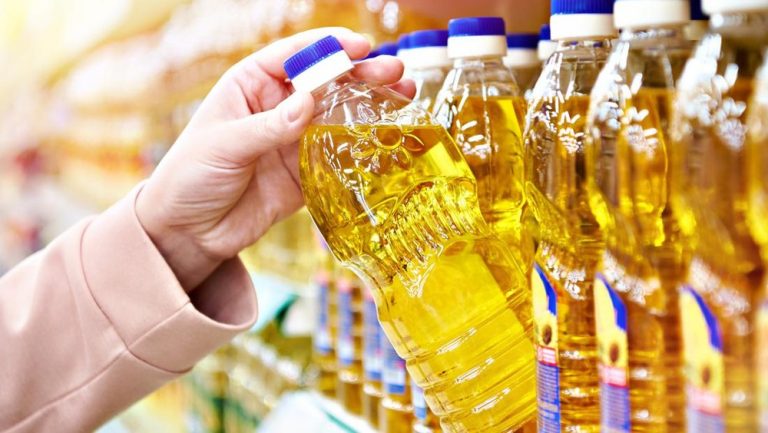 Lonjakan Harga Minyak Goreng di Awal Ramadan: 136 Daerah Terdampak, Minyakita Tembus Rp20.000/Liter