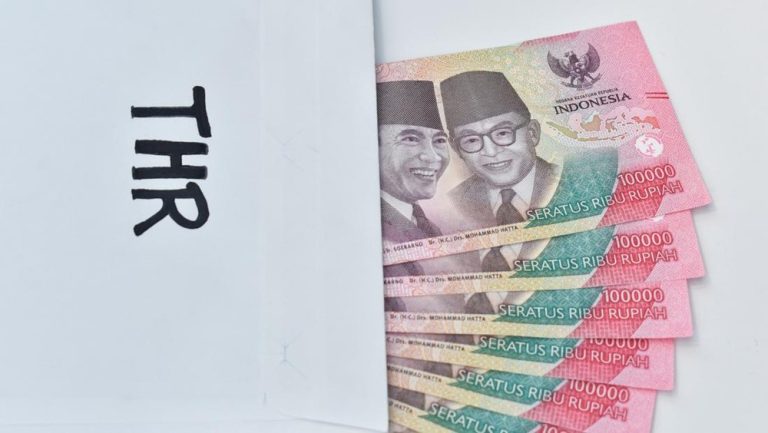 Pemerintah Salurkan Rp 11,5 Triliun THR untuk 3,5 Juta Pensiunan ASN Pemerintah Salurkan Rp 11,5 Triliun THR untuk 3,5 Juta Pensiunan ASN