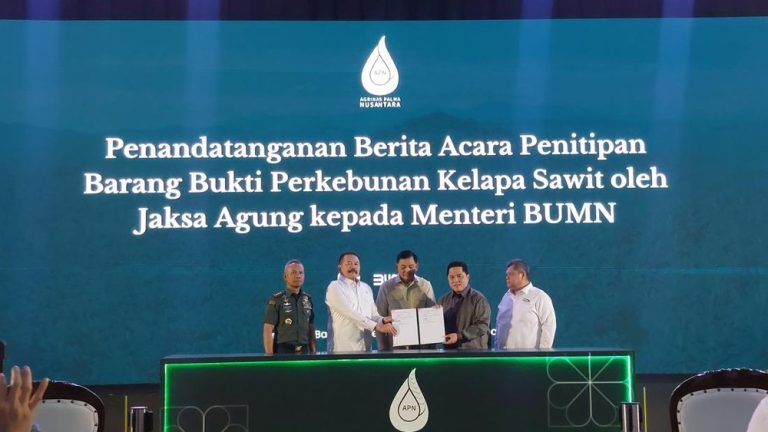 Kejaksaan Agung Serahkan 221 Ribu Hektare Lahan Sawit Hasil Sita Korupsi PT Duta Palma kepada BUMN: Langkah Strategis untuk Ketahanan Pangan Nasional