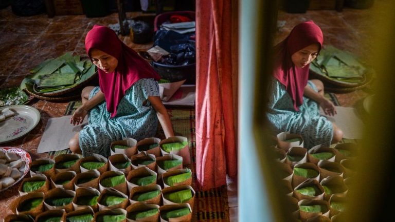 Lonjakan Permintaan Apem Khas Pandeglang Sambut Ramadan