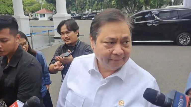 Airlangga Hartarto Yakin Perputaran Uang Lebaran 2025 Tetap Positif, Bantah Prediksi Kadin