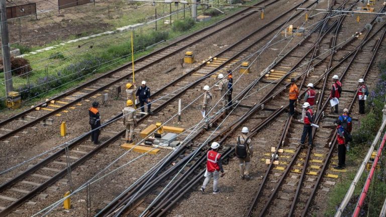 Pemerintah Buka Peluang Swasta Garap Proyek Kereta Api, Efisiensi Anggaran Jadi Katalis