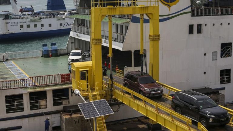 Lonjakan Penumpang Lebaran di Pelabuhan Merak: 46.785 Orang Seberang ke Sumatera, Naik 6 Persen