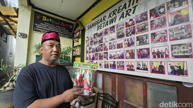 Geliat UMKM Ondel-ondel Mini: Merajut Budaya Betawi di Bulan Ramadan