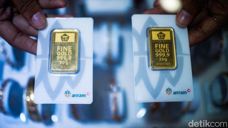 Emas Antam Mengudara: Lonjakan Harga Tembus Rp1,7 Juta Per Gram