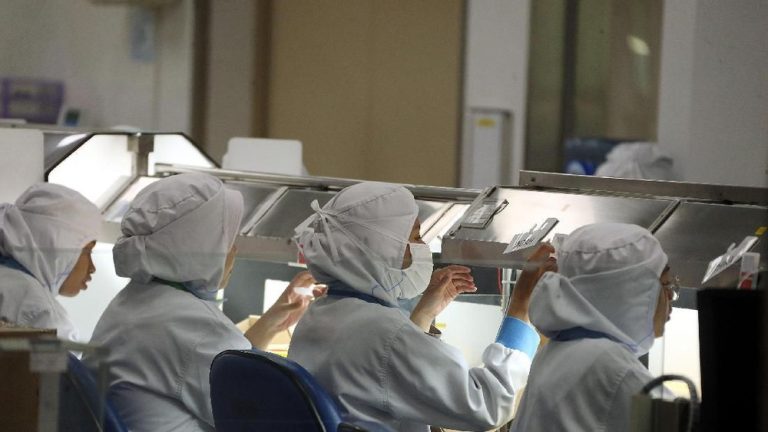 Investasi Jumbo Roche: Respons Strategis Terhadap Kebijakan Proteksionis AS dan Dorongan Inovasi
