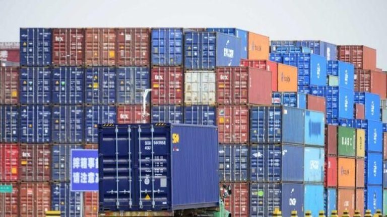 China Tetap Teguh Hadapi Tarif Impor AS 125%: Strategi Jangka Panjang dan Ketahanan Politik