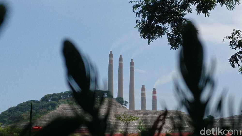 Pemerintah Dinilai Setengah Hati dalam Pensiun Dini PLTU: Permen ESDM No. 10/2025 Dikritik Kurang Jelas dan Ambigu