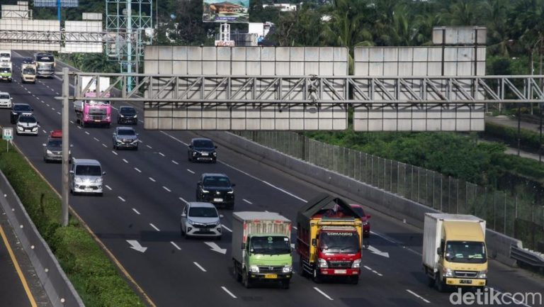 Tarif Tol Tangerang-Merak Resmi Naik, Kenaikan Terjauh Rp 4.500 untuk Golongan I