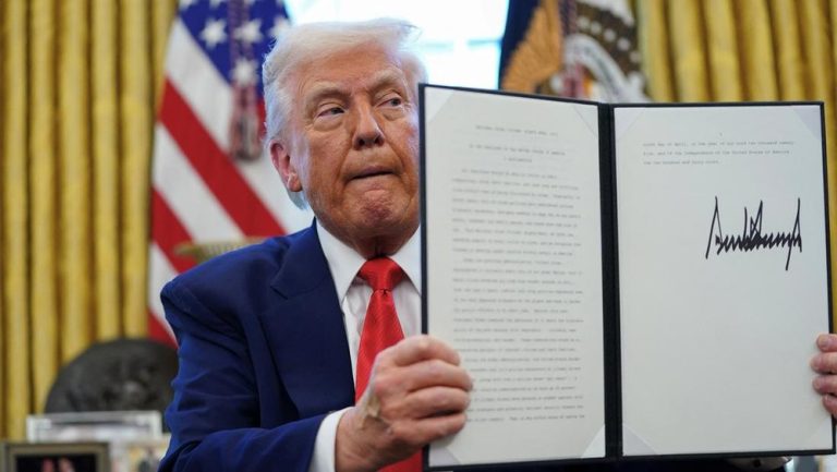Perang Dagang Trump: Guncangan di Pasar Saham AS dan Eksodus Investor Global