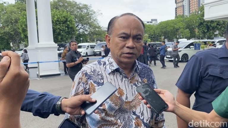 Proyek Ambisius 80.000 Koperasi Desa Merah Putih: Tantangan Pendanaan Rp 400 Triliun