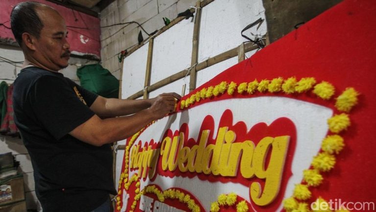 Bisnis Karangan Bunga Jakarta: Antara Kejayaan Masa Lalu dan Persaingan Sengit di Era Modern