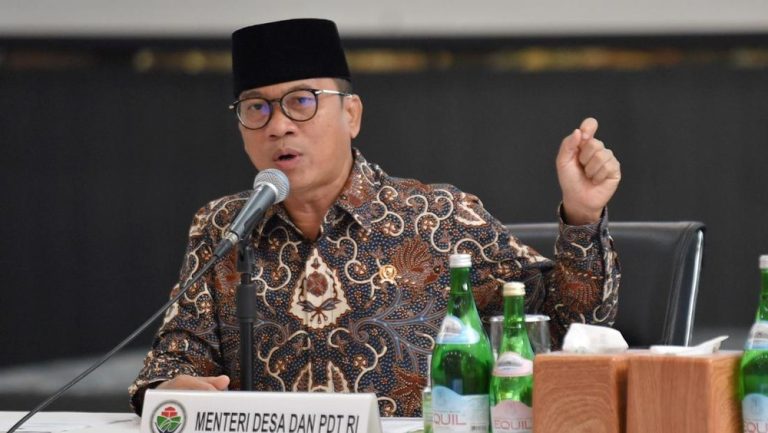 Pemerintah Buka Peluang Kerja bagi Sarjana Menganggur dan Pensiunan di Koperasi Desa Merah Putih