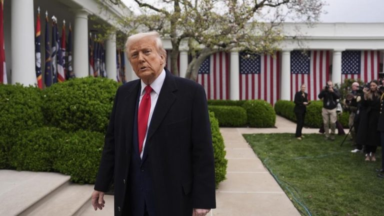 Ancaman Tarif Impor 200% dari Trump Guncang Industri Farmasi Global