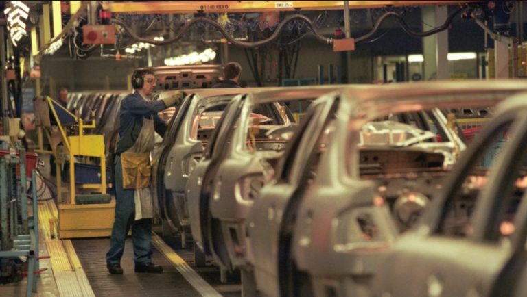 Strategi Cerdas Honda dan Nissan Hadapi Tarif Impor Trump: Antara Relokasi Pabrik dan Pemangkasan Produksi