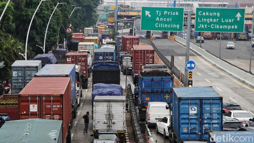 Macet Tanjung Priok: Pelindo Akui Kegagalan Perencanaan, Jalan Baru Jadi Solusi Jangka Panjang