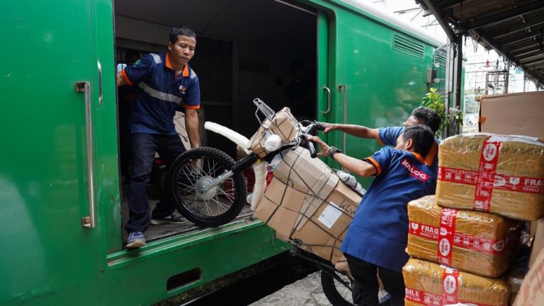 KAI Logistik Kembali Aktifkan Layanan Kalog Express untuk Arus Balik Lebaran: Antisipasi Lonjakan Pengiriman Barang