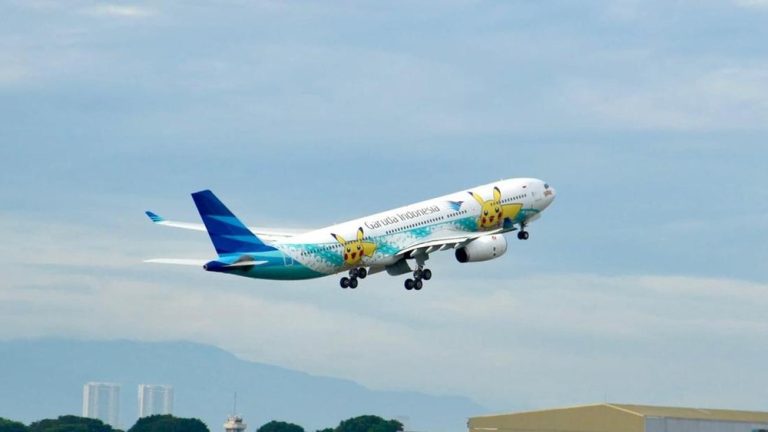 Pikachu Berbatik: Garuda Indonesia Mengudara dengan Livery Unik, Jalin Kerja Sama Global untuk Promosikan Pariwisata