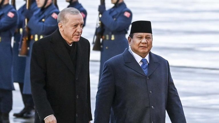 Prabowo Ajak Pengusaha Turki Investasi Besar-besaran di Indonesia: Dari Baterai hingga Tekstil