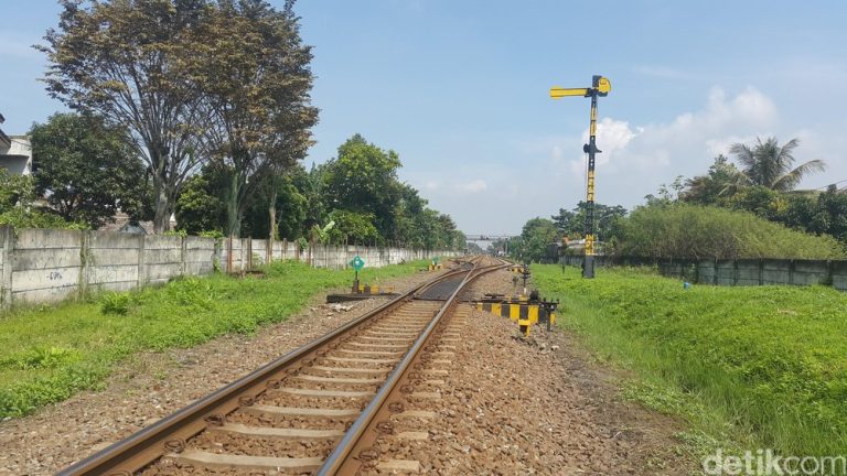Reaktivasi Jalur Rel Mati di Jabar: Tantangan Besar, Anggaran Jumbo