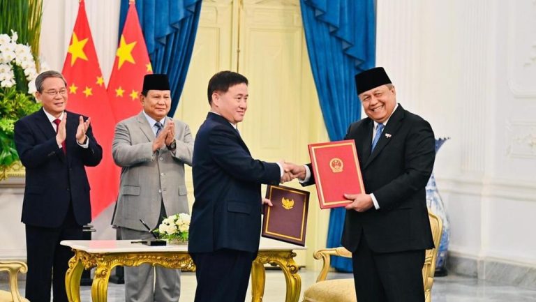Indonesia dan Tiongkok Perkuat Kerja Sama Moneter, Dorong Penggunaan Rupiah dan Yuan Indonesia dan Tiongkok Perkuat Kerja Sama Moneter, Dorong Penggunaan Rupiah dan Yuan
