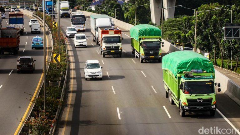 Kemenhub Luncurkan Strategi Baru Berantas Truk Obesitas: Penertiban di Kawasan Industri