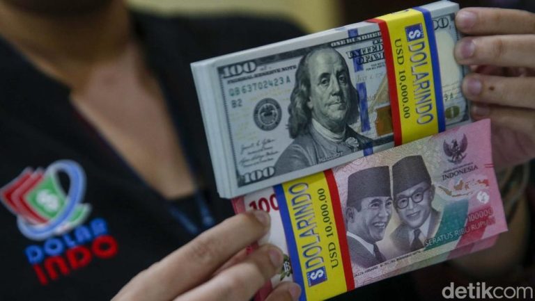 Rupiah Mengukir Rekor Baru, Libas Dolar AS di Bawah Rp 16.450:  Pelemahan Ekonomi AS Jadi Kunci