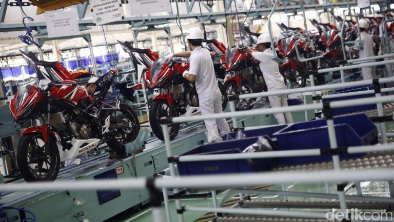 Rencana Pelonggaran TKDN: Astra Ingatkan Pentingnya Industrialisasi Nasional