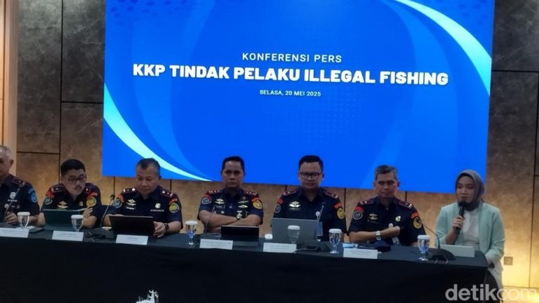 KKP Berhasil Tangkap 32 Kapal Maling Ikan, Negara Selamatkan Rp755 Miliar dari Kerugian