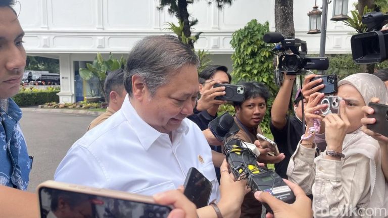 Dua Menteri Ekonomi Bungkam Soal Isu Reshuffle Kabinet Prabowo
