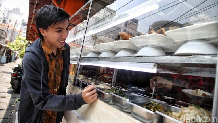 Jalan Menuju Kekayaan: Strategi bagi Pekerja Kelas Menengah