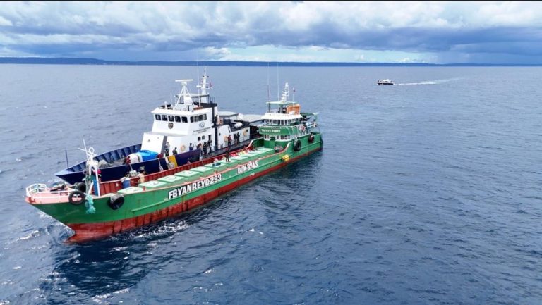 Kapal Ikan Ilegal Filipina Ditangkap di Laut Sulawesi, 21 Rumpon Ilegal Diangkat