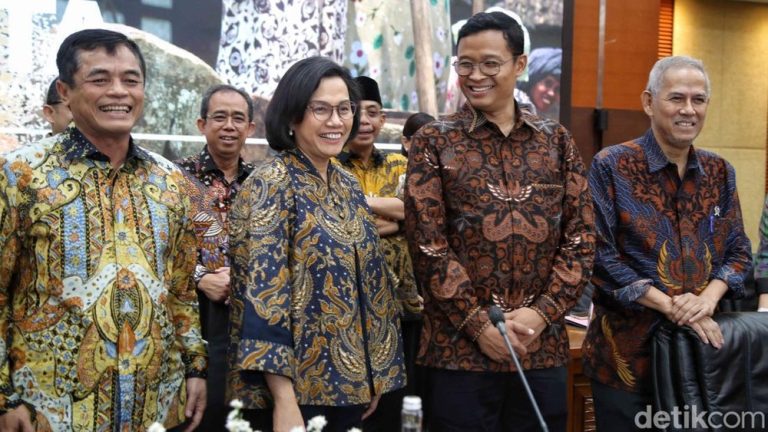 Sri Mulyani Lantik Dua Dirjen Pilihan Prabowo, Tekankan Amanah dan Kepercayaan Presiden