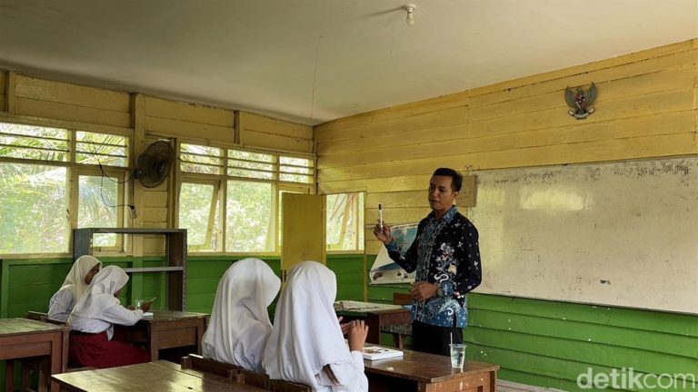 Kejelasan Dana Tunjangan bagi Guru ASN Daerah: Antara Harapan dan Realisasi