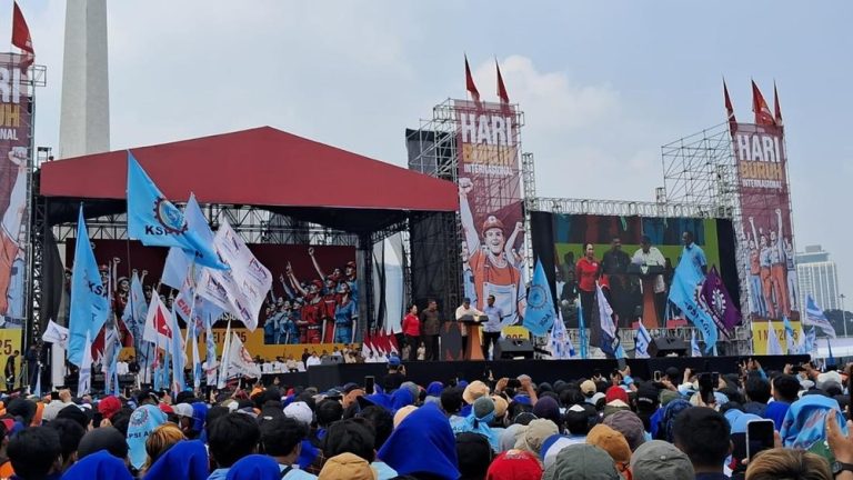 Kehadiran Prabowo di May Day 2025:  Momentum Bersejarah bagi Perjuangan Buruh Indonesia