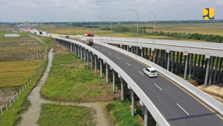 PTPP Berencana Lepas Saham di Proyek Tol Semarang-Demak untuk Penurunan Beban Utang