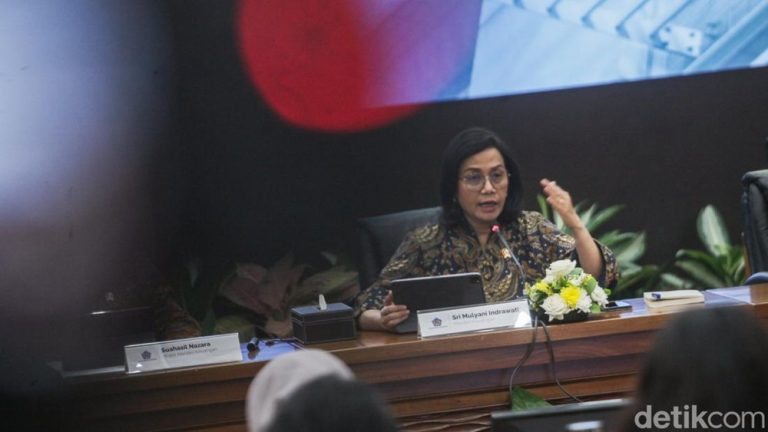 Rombakan Eselon I Kemenkeu: Sri Mulyani Tegaskan Kepercayaan Presiden Prabowo sebagai Privileges dan Amanah Berat