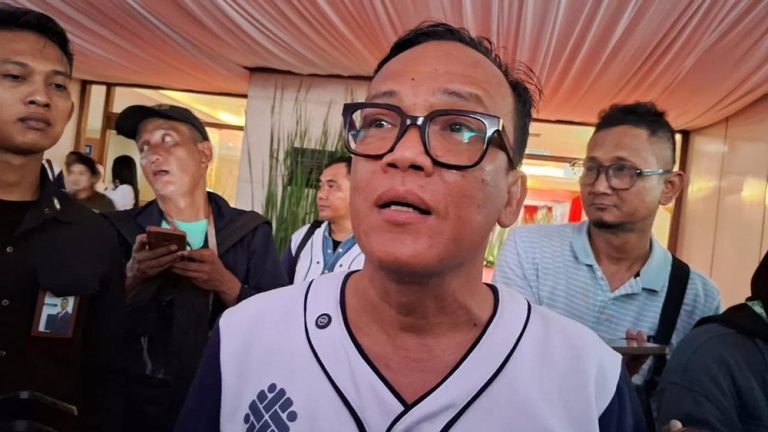 Prabowo Berencana Hapus Outsourcing: Tantangan Implementasi dan Potensi Dampak Ekonomi