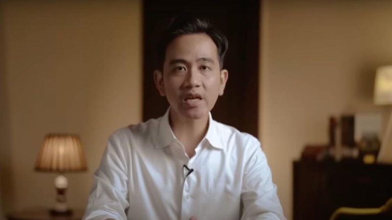 Revolusi Pembayaran Digital: QRIS Melesat, Tinggalkan Era Kembalian Permen