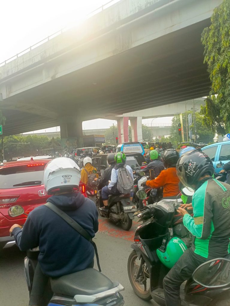 Jakarta Macet Lagi! Tapi Kali Ini Ada Solusinya