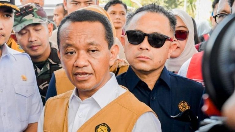 Menteri ESDM Bahlil Lahadalia Janji Evaluasi Total Aktivitas Pertambangan Nikel di Raja Ampat yang Diduga Rusak Ekosistem