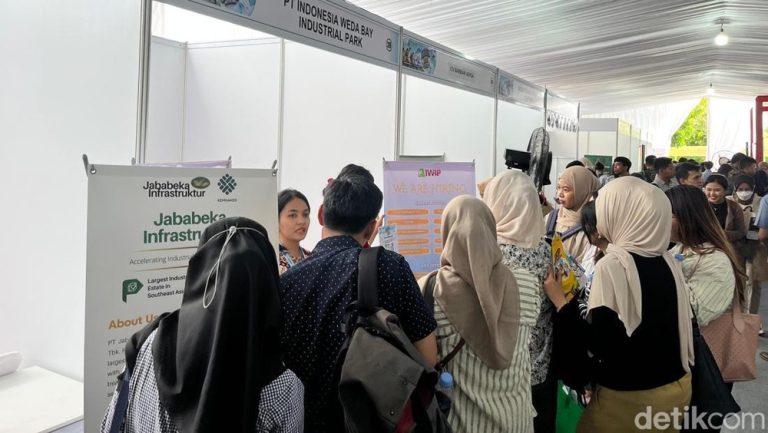 Viral Tuduhan Job Fair Sekadar Formalitas: Kemnaker Bantah Keras, Tegaskan Manfaat Nyata